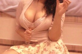 Part 1 ক্লাবের পিকনিকে রিসর্টে নন্দিতার পাছা মারার কাহিনী