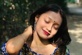 শাশুড়ী সুড়সুড়ি দেখে নিজেকে আটকাতে পারলাম না।