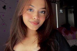 কলেজের সিনিয়র আপুকে গরম করে দিলো জিয়ন।