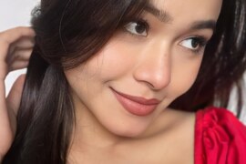 বৌদিকে করার পর তার মেয়ের পালা।