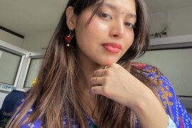 শিক্ষিত শ্বশুর আর যুবতি ভদ্র বৌমা।