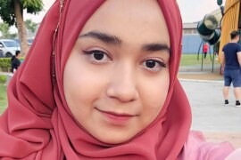 কচি ভাতিজি আমাকে রাতে থাকতে বললো।