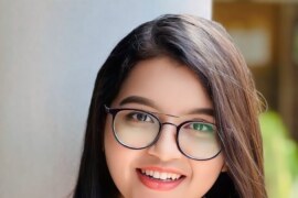 জেঠুর সাথে যুবতী মেয়ের ফুলশয্যা।