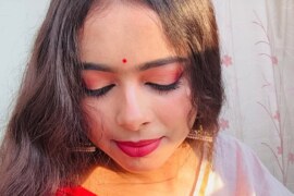 পরপুরুষের সাথে ঘনিষ্ঠ সম্পর্কে জরিয়ে পড়লো।