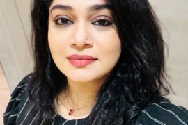 বন্ধুর মাকে টাকা দিয়ে করলাম।