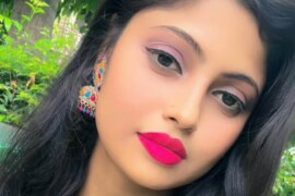 এক স্ত্রীর চরিত্রের ভাঙ্গনের ভাঙ্গনের মুখে নীরবতা।