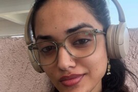 কলেজে ছাত্রীদের মাতাল হয়ে সব বিলিয়ে দিলো।