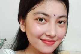 গার্লফ্রেন্ডকে বিছানায় নিয়ে সুখে ভরিয়ে দিলাম।