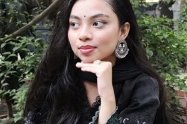 আমি আর মোহনা।