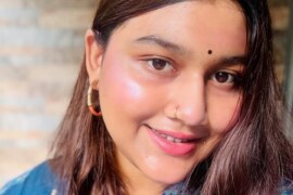 কসাইয়ের কাছে মায়ের অসহায়ত্ব।