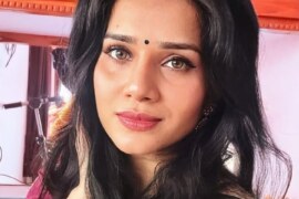 কামুকি আম্মু সুখের আবদার করলো।