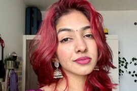 গৃহবধূর বুকের মধু অনেক মিষ্টি।