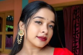 ছোট বোনের সাথে লঞ্চের কেবিনে চরম সুখ।