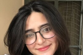 টিউশন ম্যাডাম আমার কলা ভিতরে নিলেন।