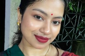 তান্ত্রিক গুদ আর নরম দুধ ভোগ করল।