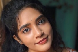 বোন আমাকে যৌন আসক্তিতে সাহায্য করেছে।