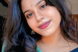 মার দুধের তালে মন আমার দোলে।