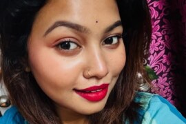 মাহির শরীর দেখতে খুবই সুন্দর।