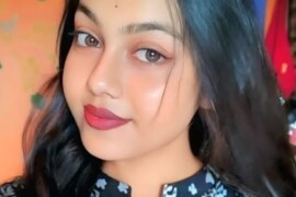 গৃহবধূ থেকে মডেল তারপর পর্ণষ্টার।