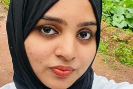 ছোট ভাই আমার পর্দা ফাটালো