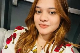 ডাক্তার ও পেসেন্টের গুদ মারামারি।