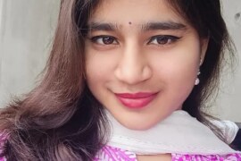 বউ হলো বন্ধুর রক্ষিতা।