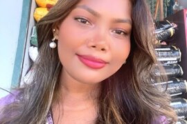 বৌদির দুধ যেন পাকা তালের মতো টসটসে।