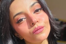 মা ও কাকুর অস্থির ঠাপাঠাপি।