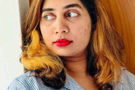 মাকে দিলাম স্ত্রী এর মর্যাদা।