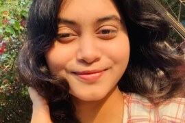 আম্মু খালা ছোট বোনকে একসাথে