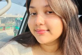 কানাডিয়ান ডাক্তার খালা।