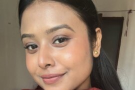 খালা এবং খালাতো বোনদের সাথে