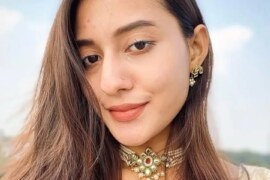 গৃহবধূর চোদন কাহিনী হাজার হলেও আমার স্বামী