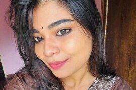 নুনু দিয়ে যোনি পেটানো