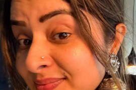 বড় আপুকে চুদে সুখি কোরলাম