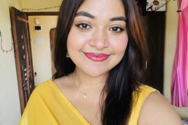 বাবার বাড়া কচি মেয়ের ভোদায়।