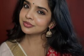 ভাড়া বাড়িতে নিষিদ্ধ সুখ