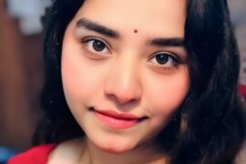 মা আমার বাড়া নিয়ে খেলে প্রতিদিন