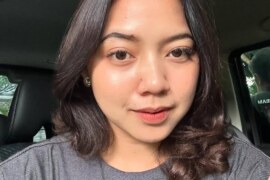 মায়ের পাছায় চোদানবাজ ছেলে ধোন