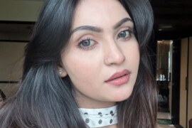 মেয়ের চো%দা মা খেলো