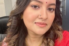 শিক্ষিকা থেকে মাগি