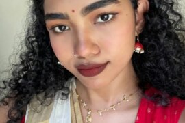 সমবয়সী সুমি ফুফু কে