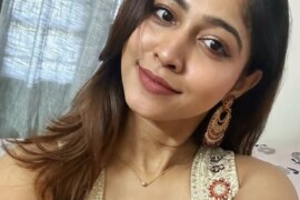 বৃষ্টির দিনে উবার চালকের গুঁতা খেলাম।