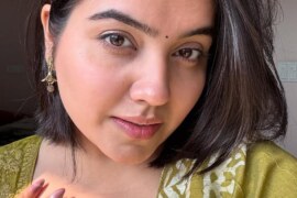 পিসীর সামনে কাজের মেয়ের সাথে।