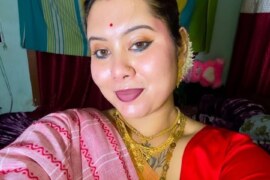 প্রতিবেশী সন্ধ্যা বৌদির সাথে