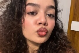 বাবা বাসায় নাই সারারাত মাকে আদর করলাম।